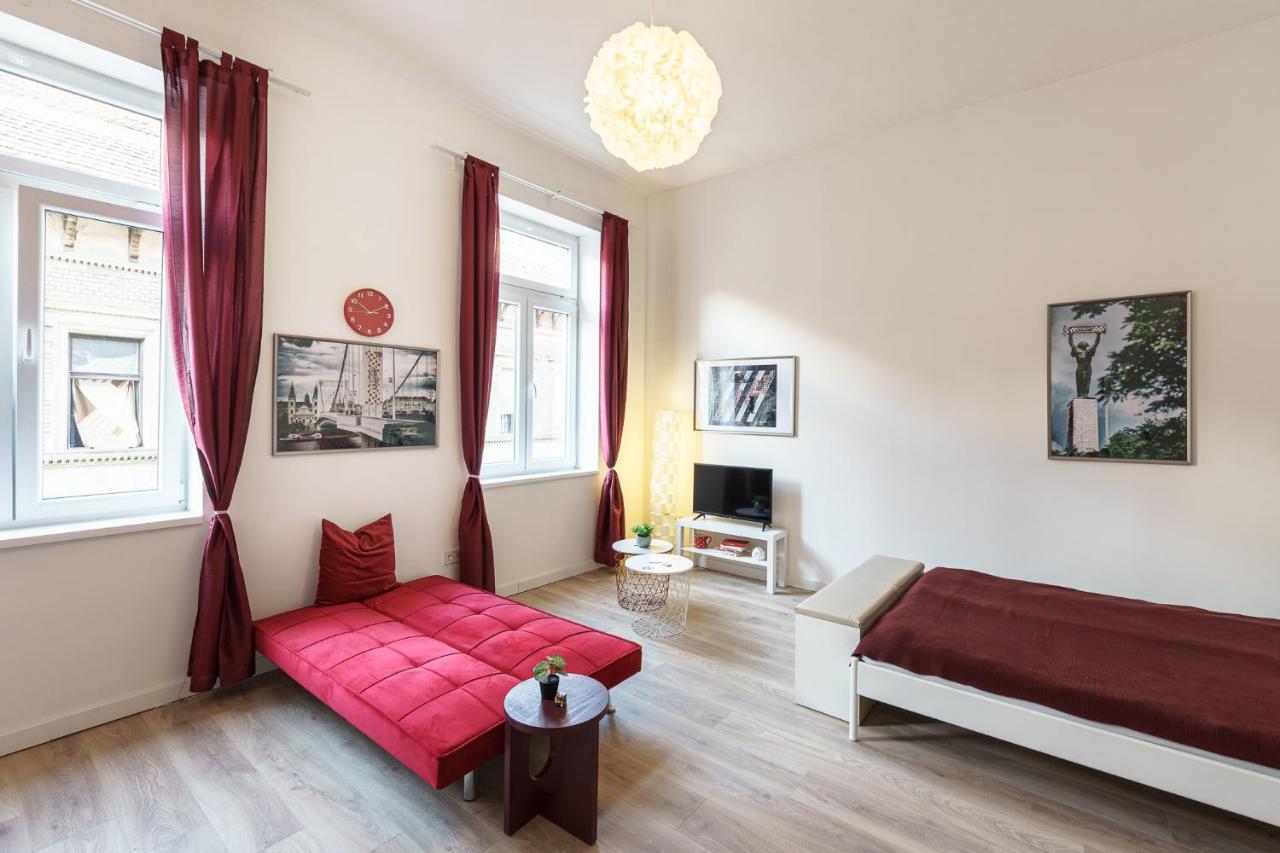 Hungarikum Apartment *